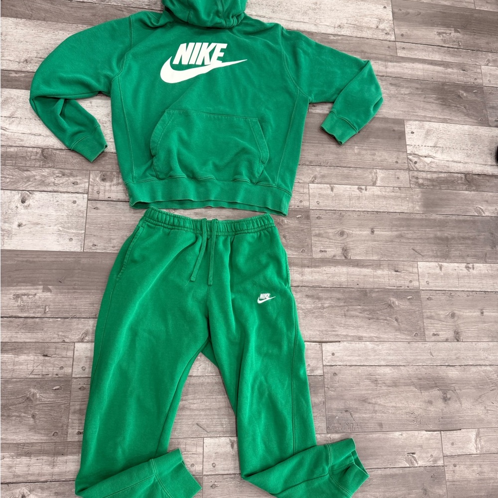 Nike